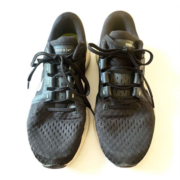 Nike Womens Air Zoom Vomero 16 DA7698-001 Black Running Shoes Sneakers Size 7.5 - Picture 3 of 6